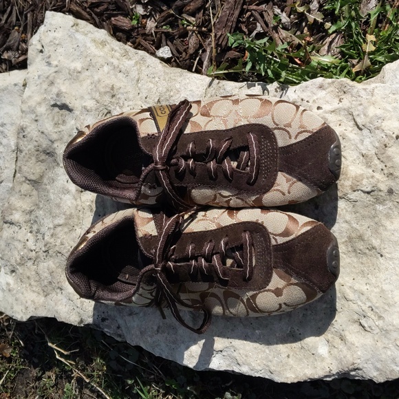 Coach shoes - Picture 1 of 8